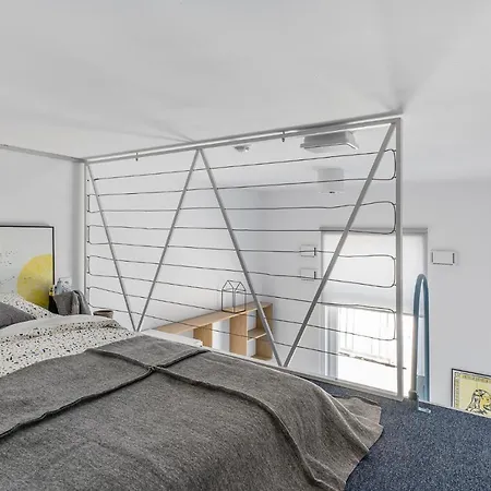 Depot Aparthotel 3*